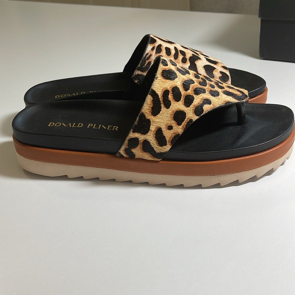 Donald j Pliner leopard calf hair sandals - Picture 4 of 10